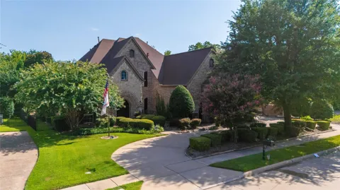 5021 Rangewood Drive