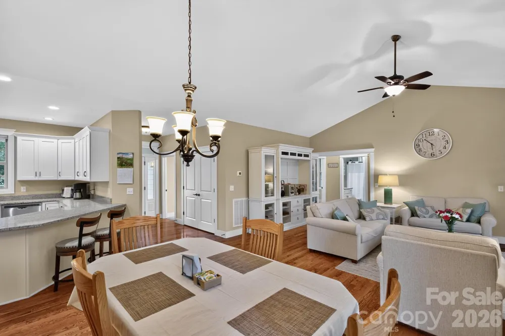 14 Wood Path Lane Arden, NC 28704