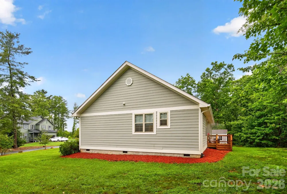 14 Wood Path Lane Arden, NC 28704