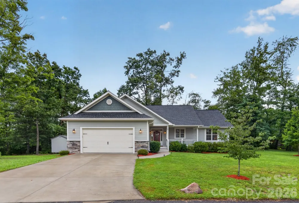 14 Wood Path Lane Arden, NC 28704