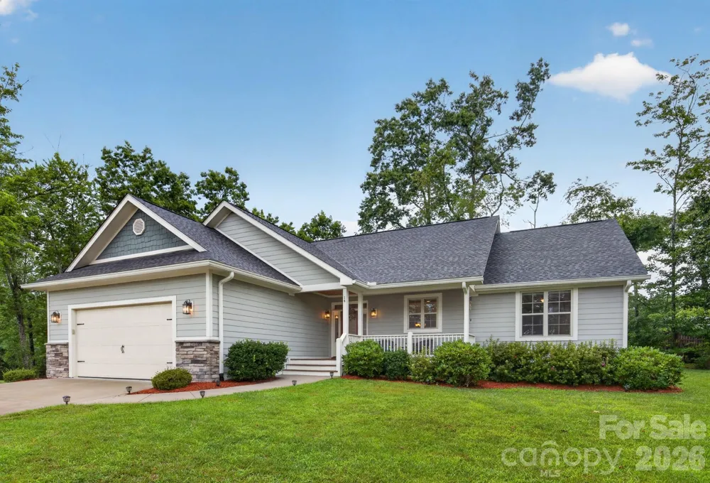 14 Wood Path Lane Arden, NC 28704