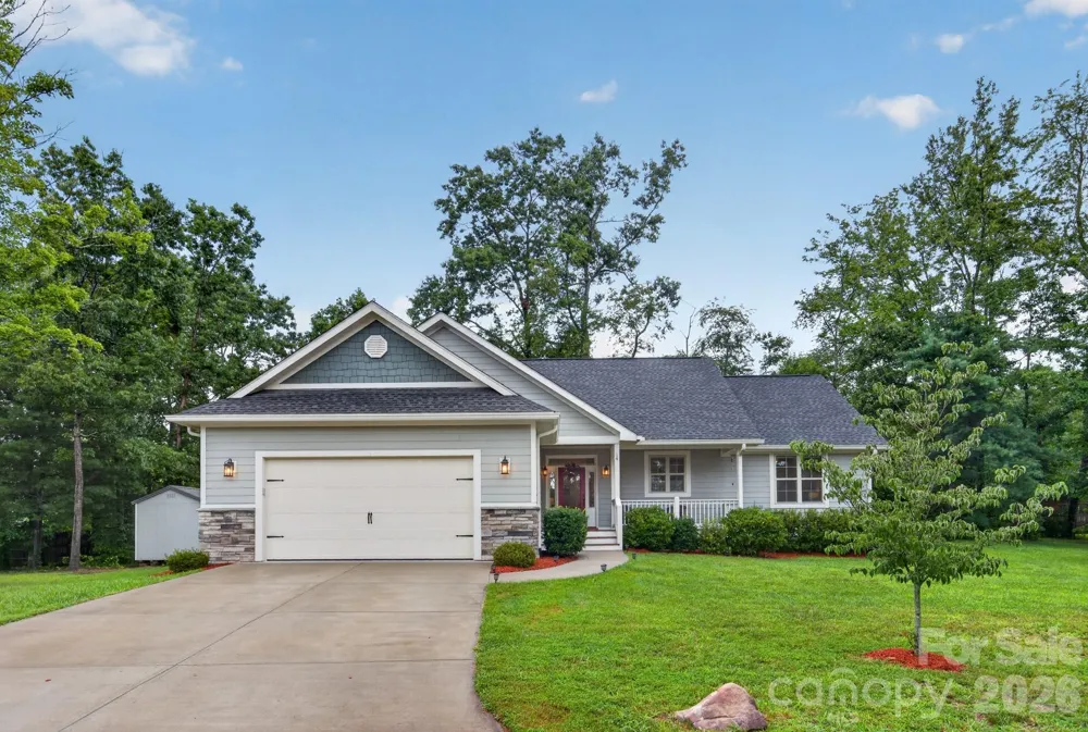 14 Wood Path Lane Arden, NC 28704