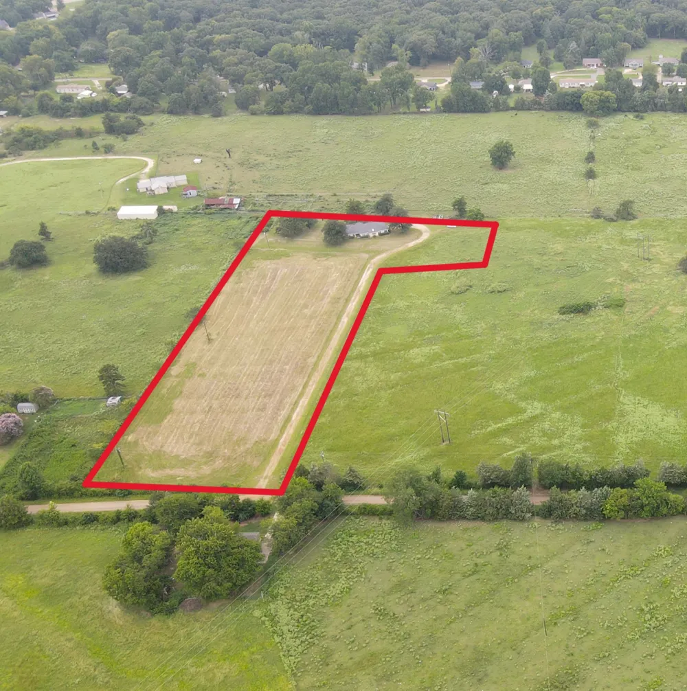 1712 CR 4240 Mt Pleasant, TX 75455