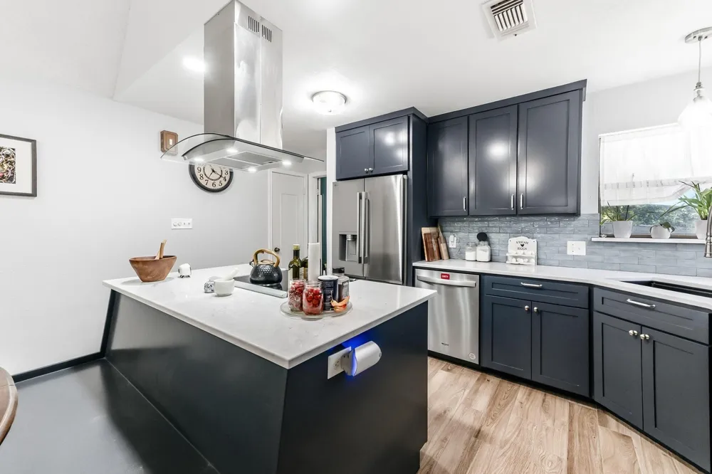 2217 Shannon Drive Huntsville, TX 77320