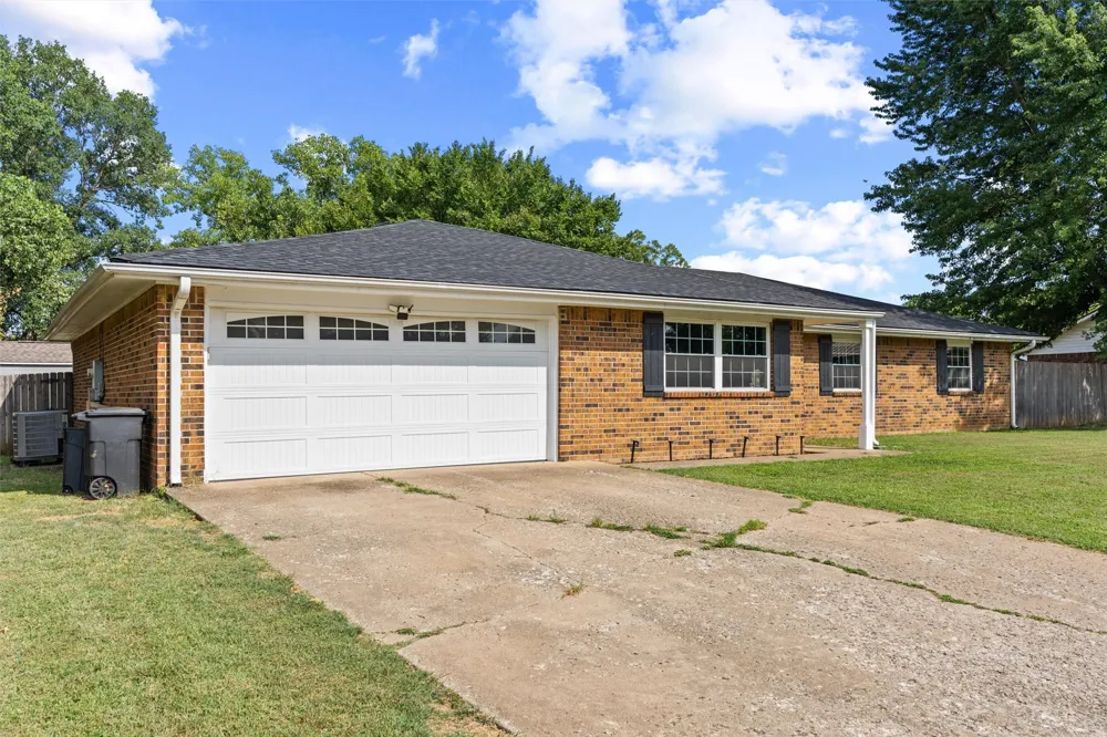 430 Steadway Avenue Dewey, OK 74029