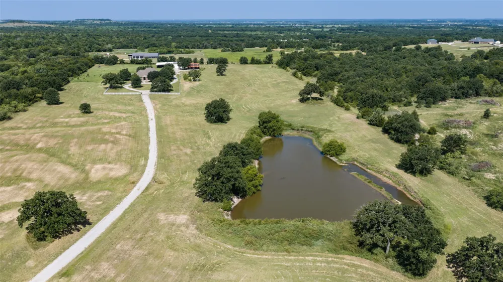 1420 FM 2123 Paradise, TX 76073