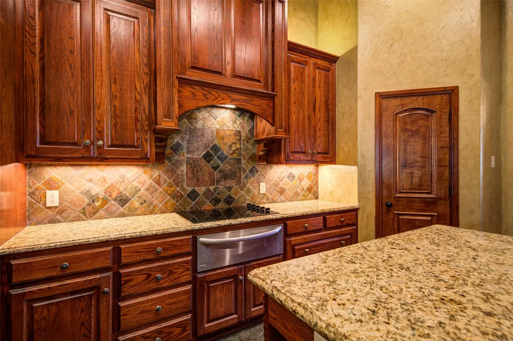 1420 FM 2123 Paradise, TX 76073
