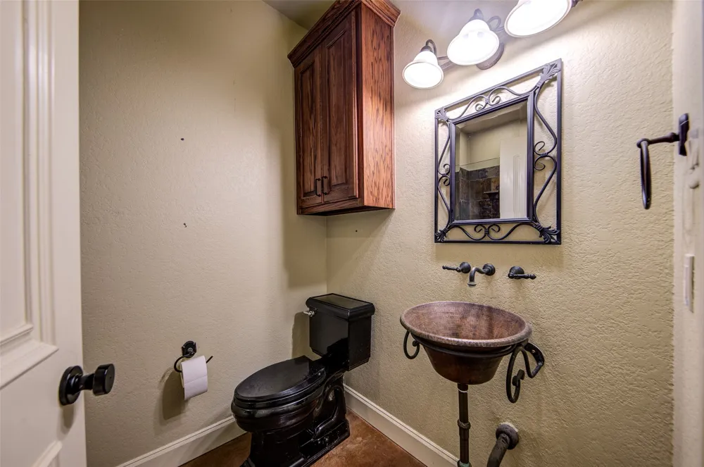 1420 FM 2123 Paradise, TX 76073