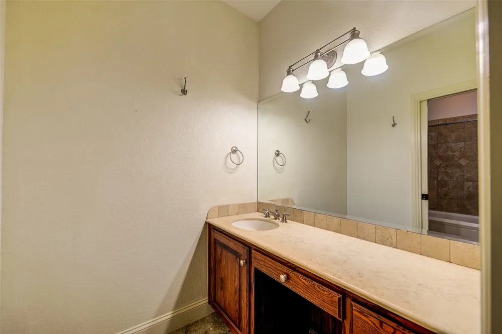1420 FM 2123 Paradise, TX 76073