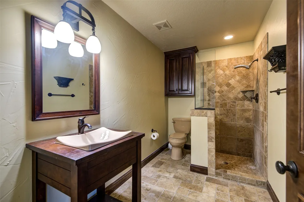 1420 FM 2123 Paradise, TX 76073