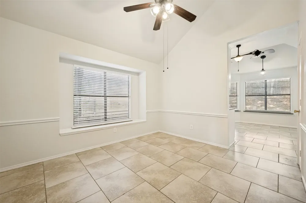 2515 Mountainview Drive Corinth, TX 76210