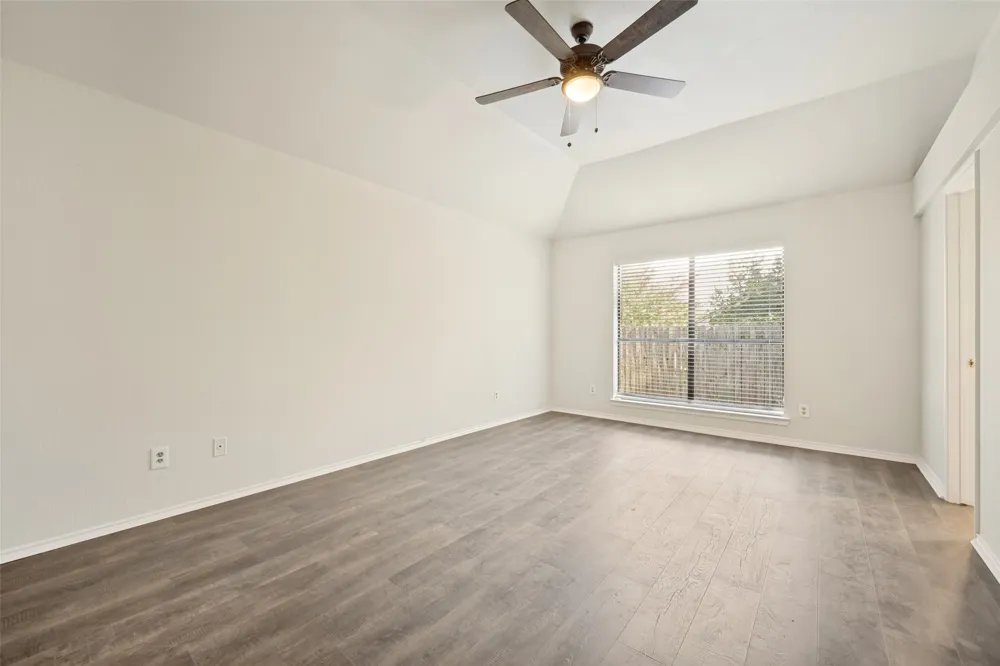 2515 Mountainview Drive Corinth, TX 76210