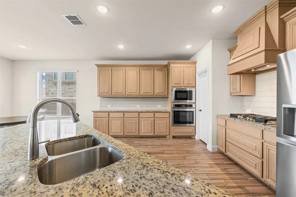 2419 Loxley Drive Mansfield, TX 76084