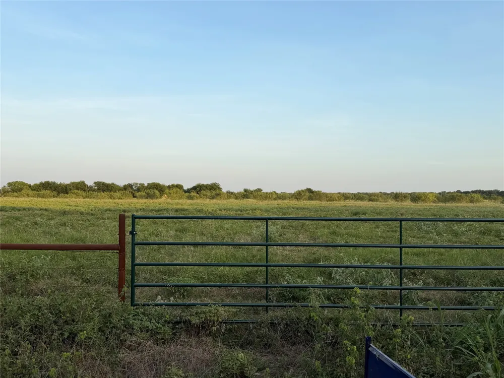 NE CR 2160 Kerens, TX 75144