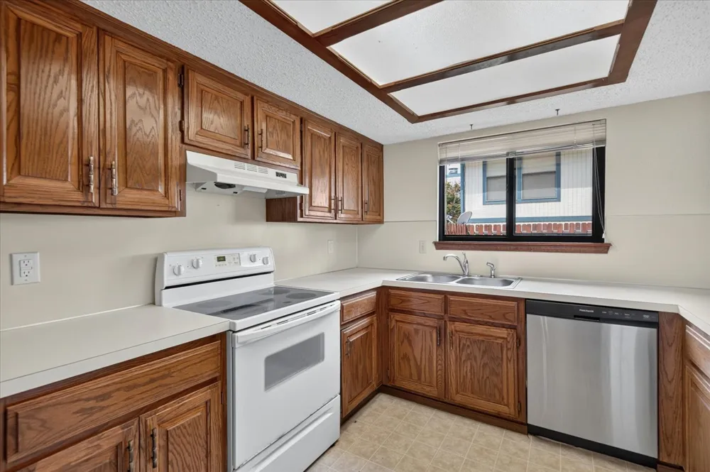 5265 Nowata Road #M-104 Bartlesville, OK 74006