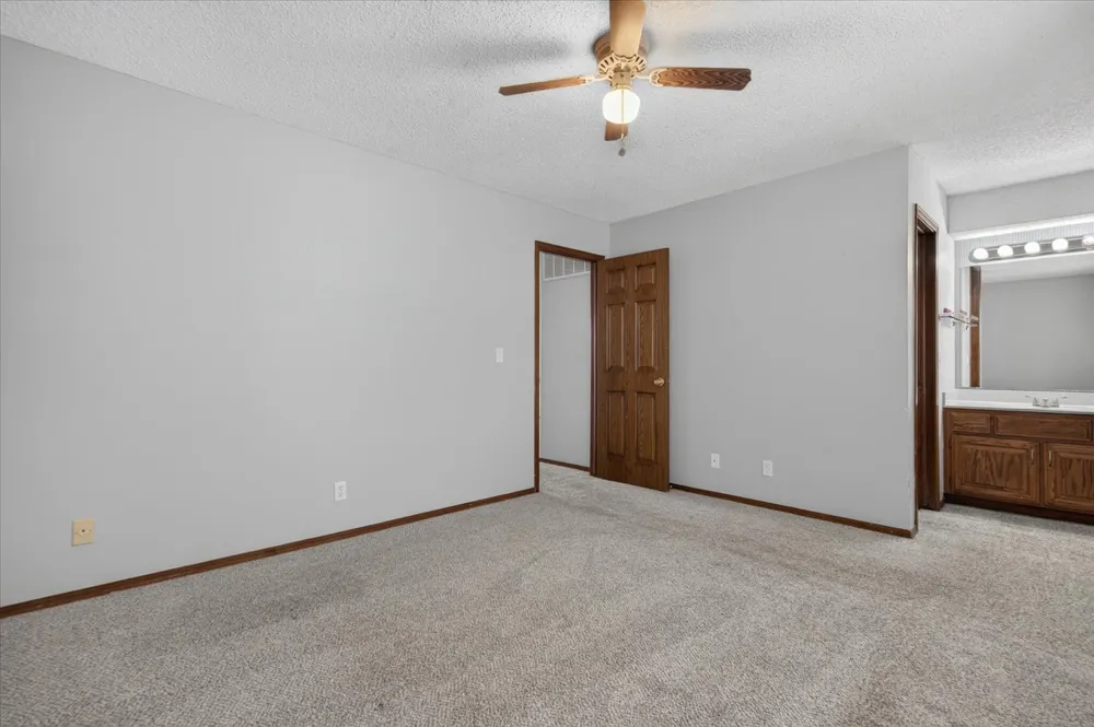 5265 Nowata Road #M-104 Bartlesville, OK 74006