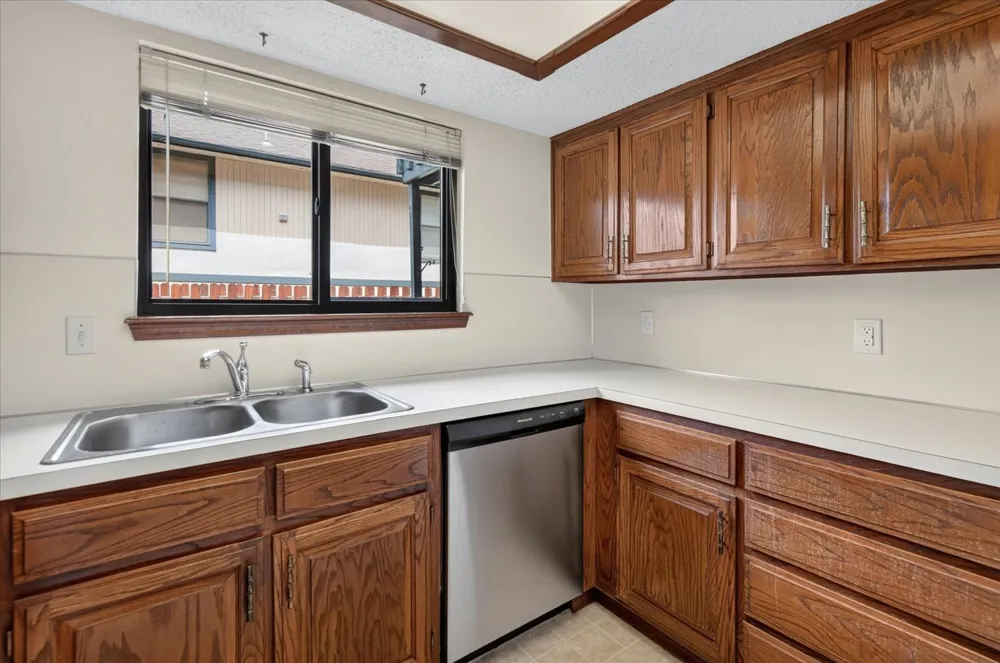 5265 Nowata Road #M-104 Bartlesville, OK 74006