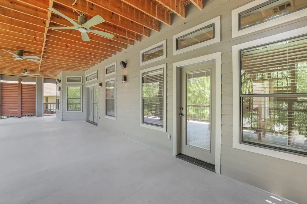270 Lake Grove Drive Coldspring, TX 77331