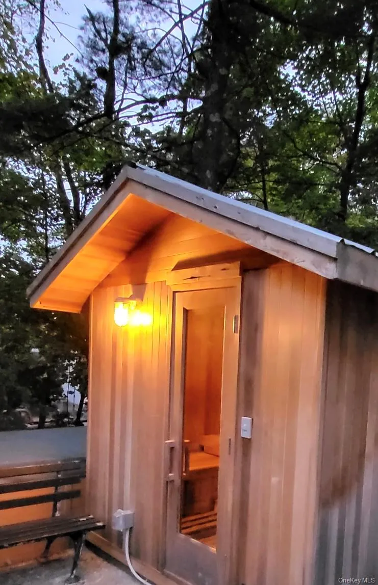 173 Brook Trail Greenwood Lake, NY 10925