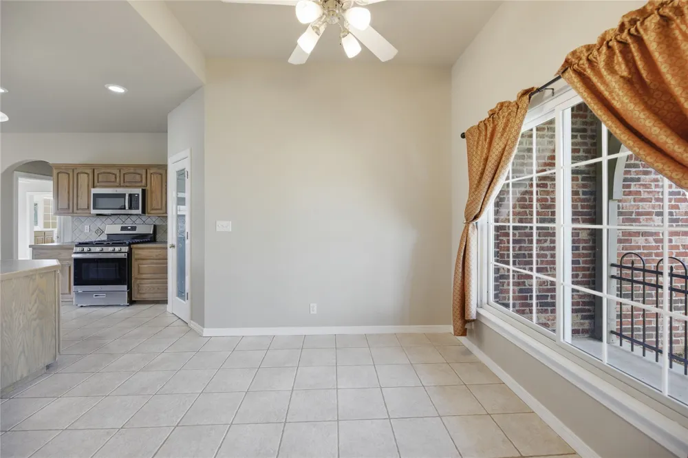 508 Willow Creek Street Jenks, OK 74037