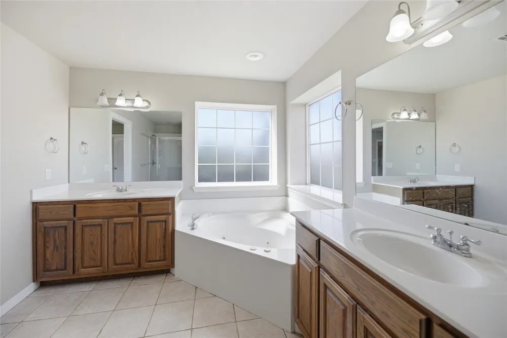 508 Willow Creek Street Jenks, OK 74037