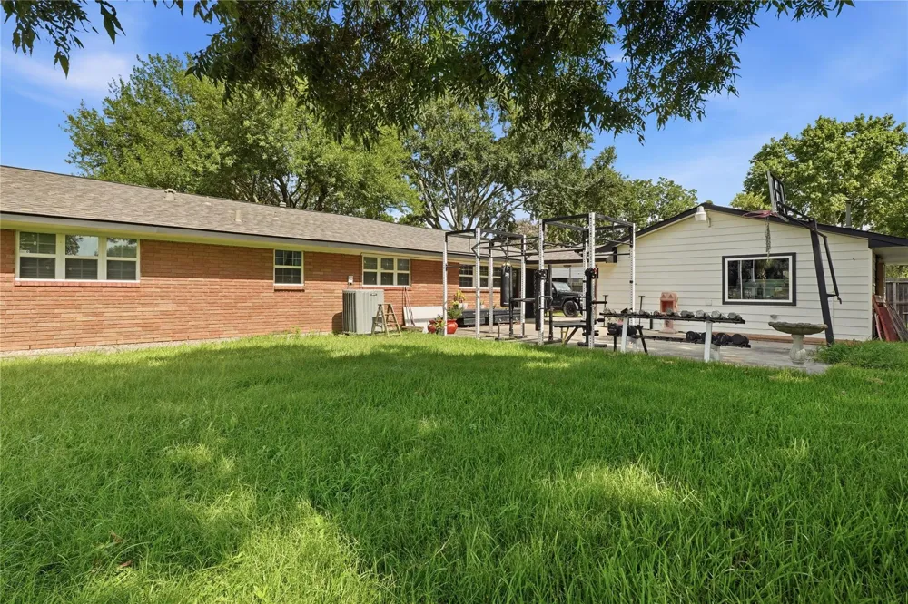 3305 Luella Avenue Deer Park, TX 77536