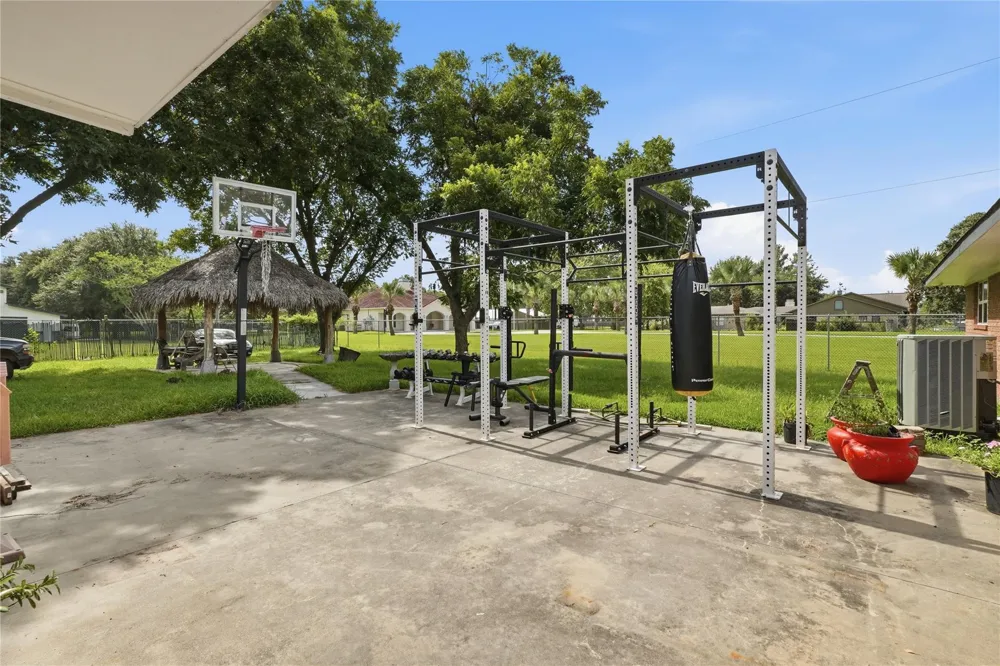 3305 Luella Avenue Deer Park, TX 77536