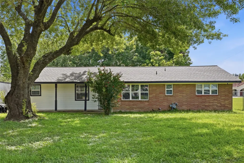 3305 Luella Avenue Deer Park, TX 77536