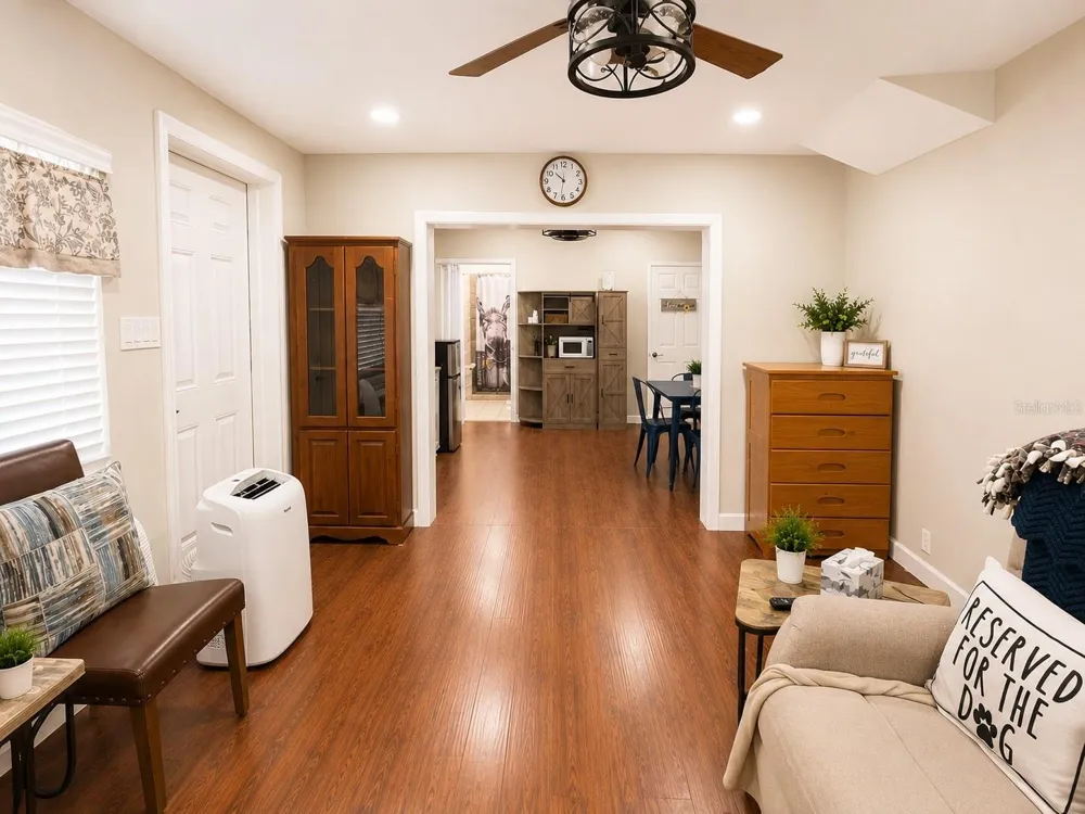 1004 DARTMOUTH DRIVE Bradenton, FL 34207