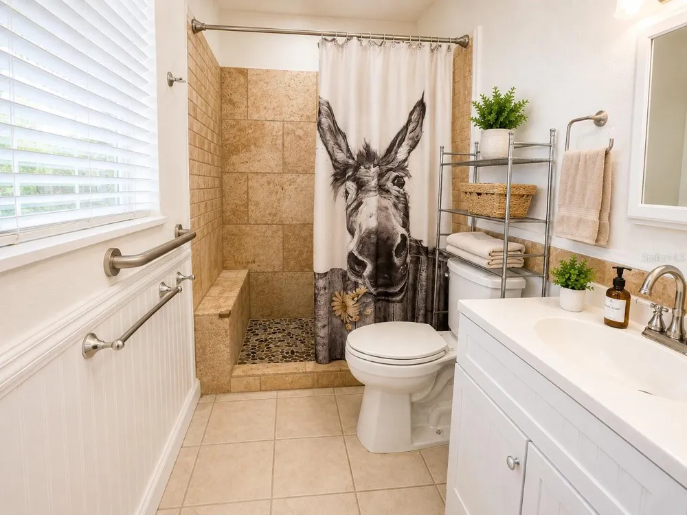 1004 DARTMOUTH DRIVE Bradenton, FL 34207