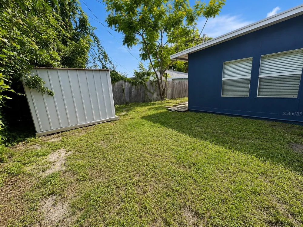 1004 DARTMOUTH DRIVE Bradenton, FL 34207