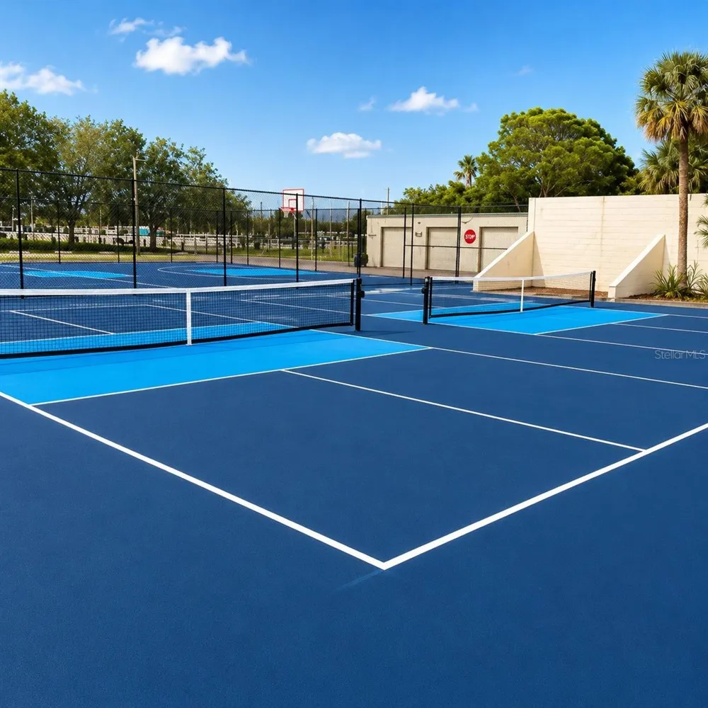 1004 DARTMOUTH DRIVE Bradenton, FL 34207