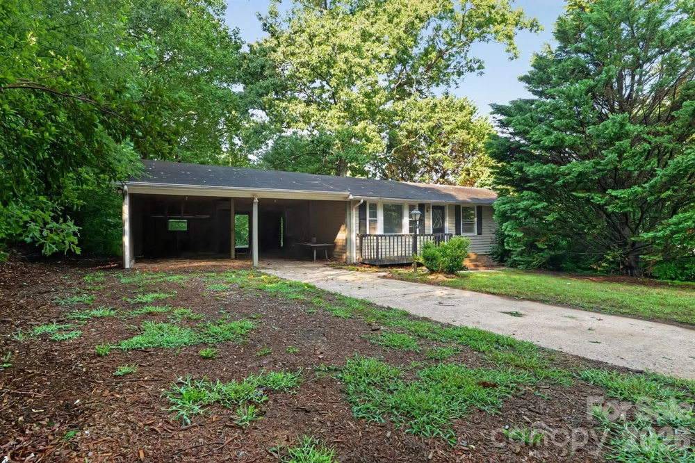 607 Texas Trail Dallas, NC 28034