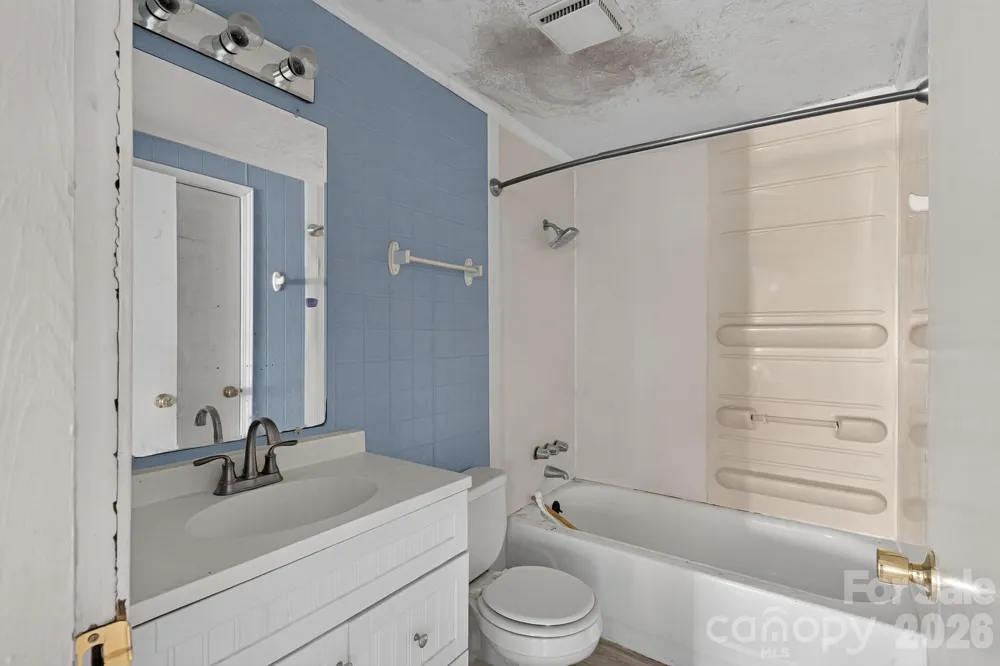 607 Texas Trail Dallas, NC 28034