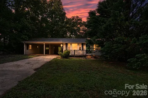 607 Texas Trail
