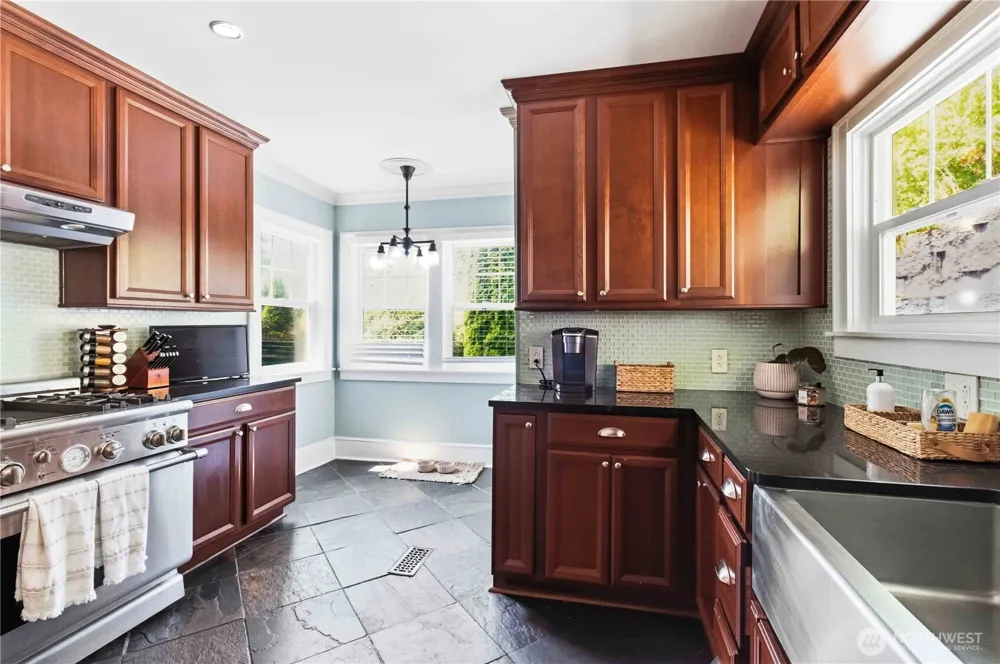 103 NE Terrace Road Chehalis, WA 98532