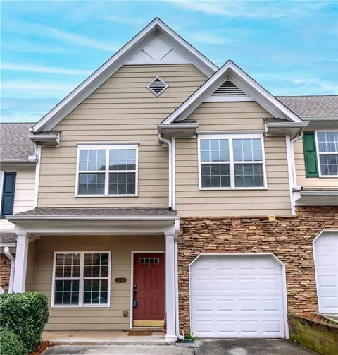 2040 Hoods Fort Circle NW #18
