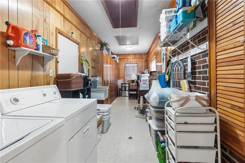 910 6th Avenue Albany, GA 31701