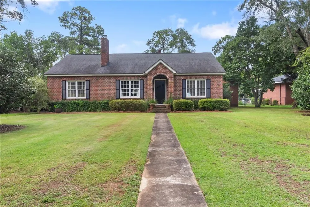 910 6th Avenue Albany, GA 31701