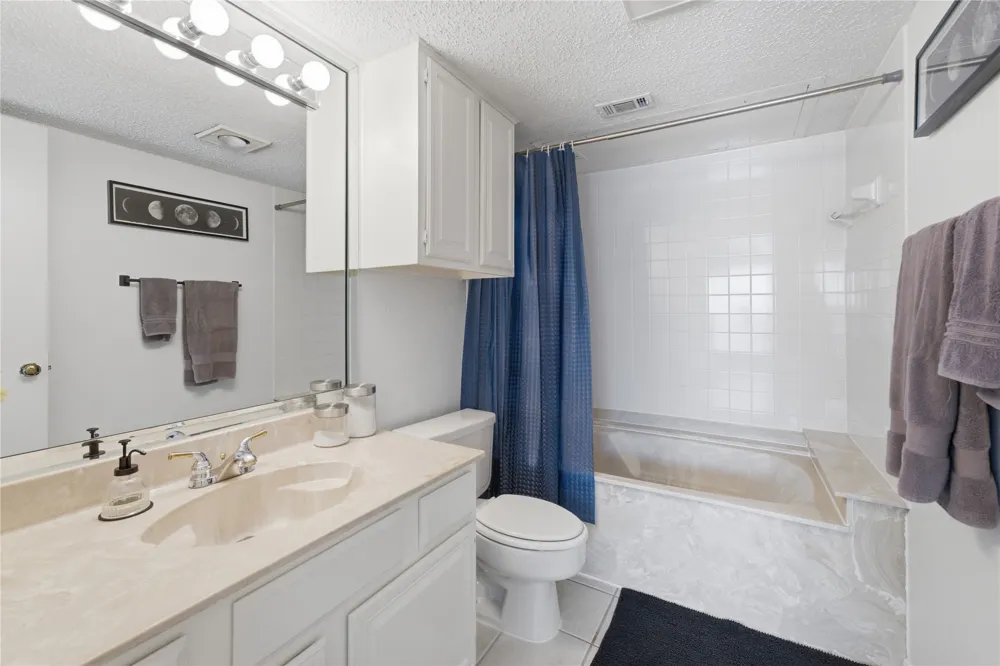 3550 Country Square Drive #505 Carrollton, TX 75006