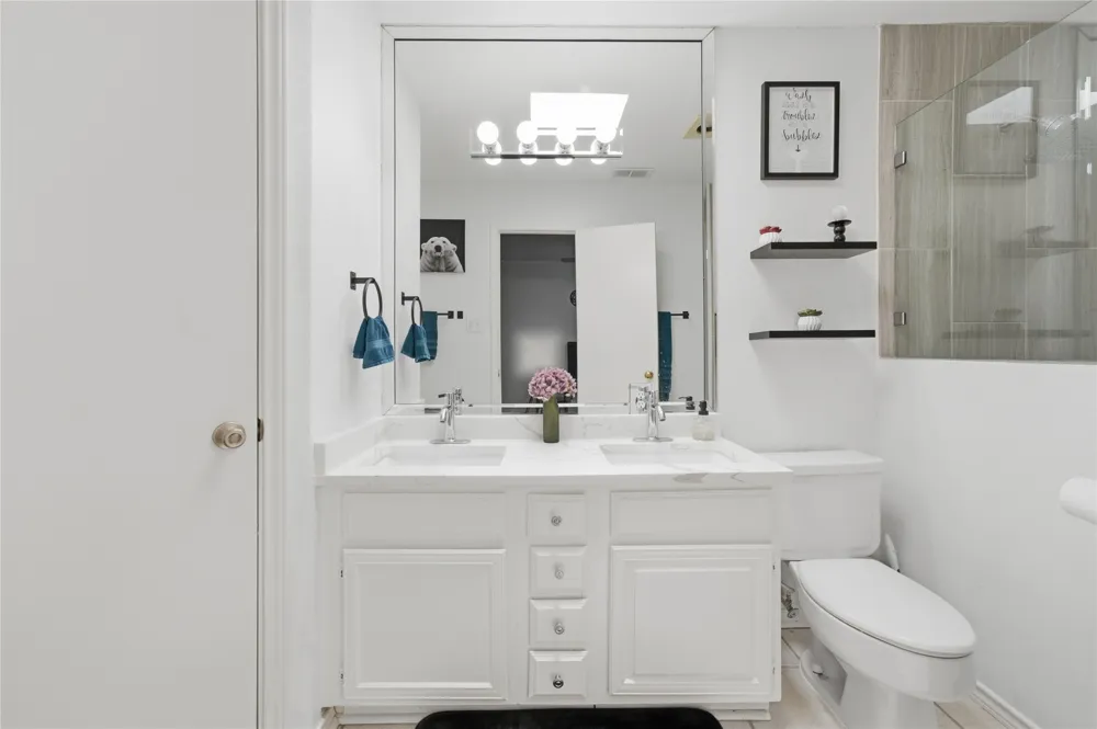 3550 Country Square Drive #505 Carrollton, TX 75006