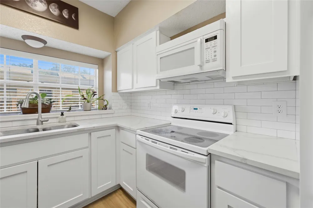 3550 Country Square Drive #505 Carrollton, TX 75006