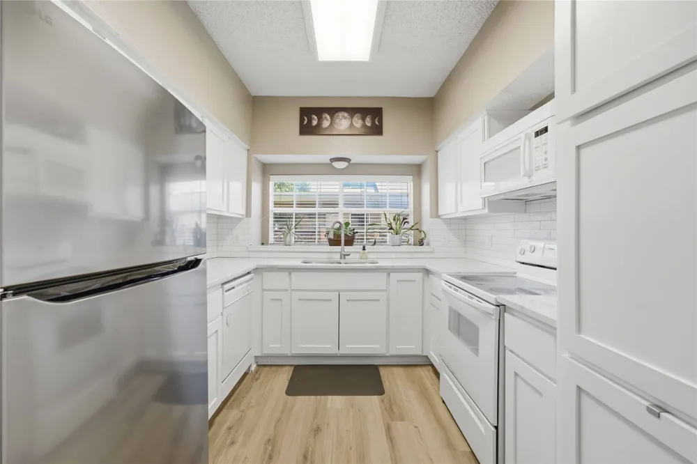 3550 Country Square Drive #505 Carrollton, TX 75006
