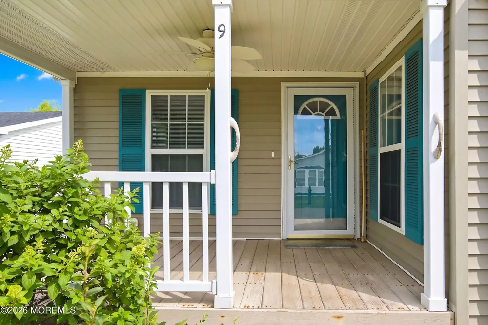 9 Rocky Hill Road Manahawkin, NJ 08050