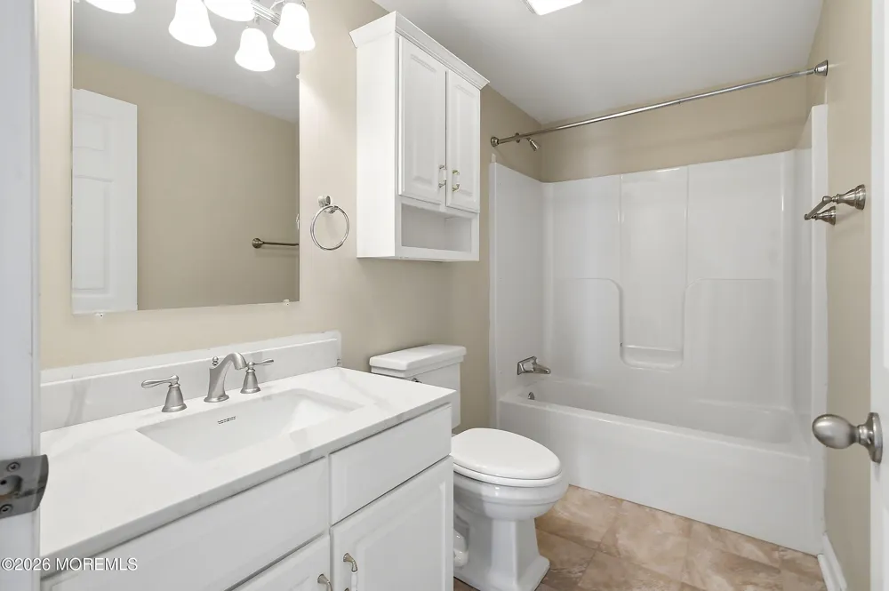 9 Rocky Hill Road Manahawkin, NJ 08050