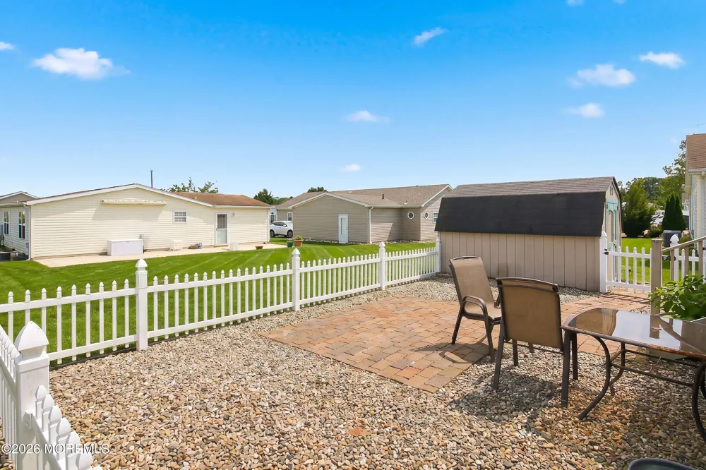 9 Rocky Hill Road Manahawkin, NJ 08050