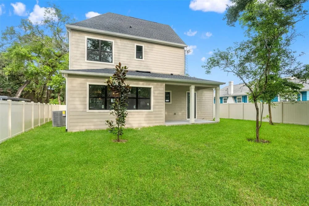 5203 9TH STREET Tampa, FL 33603