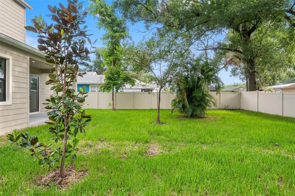 5203 9TH STREET Tampa, FL 33603