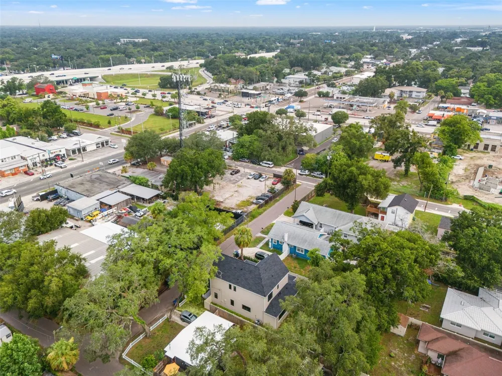 5203 9TH STREET Tampa, FL 33603