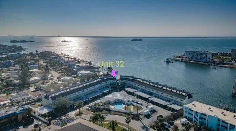 433 S PAULA DRIVE #32